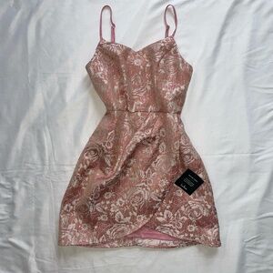Lulus Women’s Pink Dress — XS, NWT